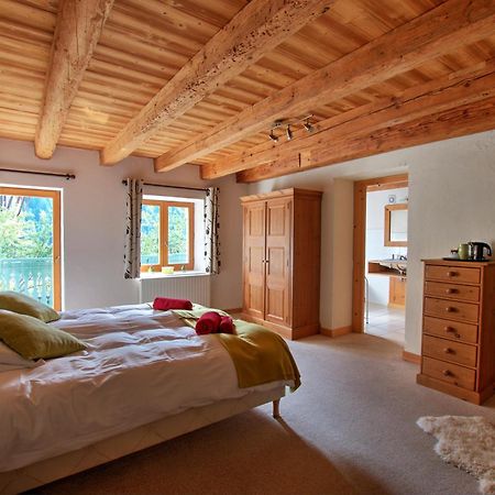 La Ferme Du Chateau Ла-Шапель-д'Абонданс Экстерьер фото