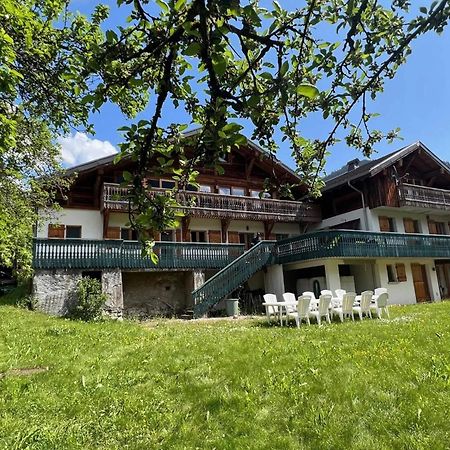 La Ferme Du Chateau Ла-Шапель-д'Абонданс Экстерьер фото