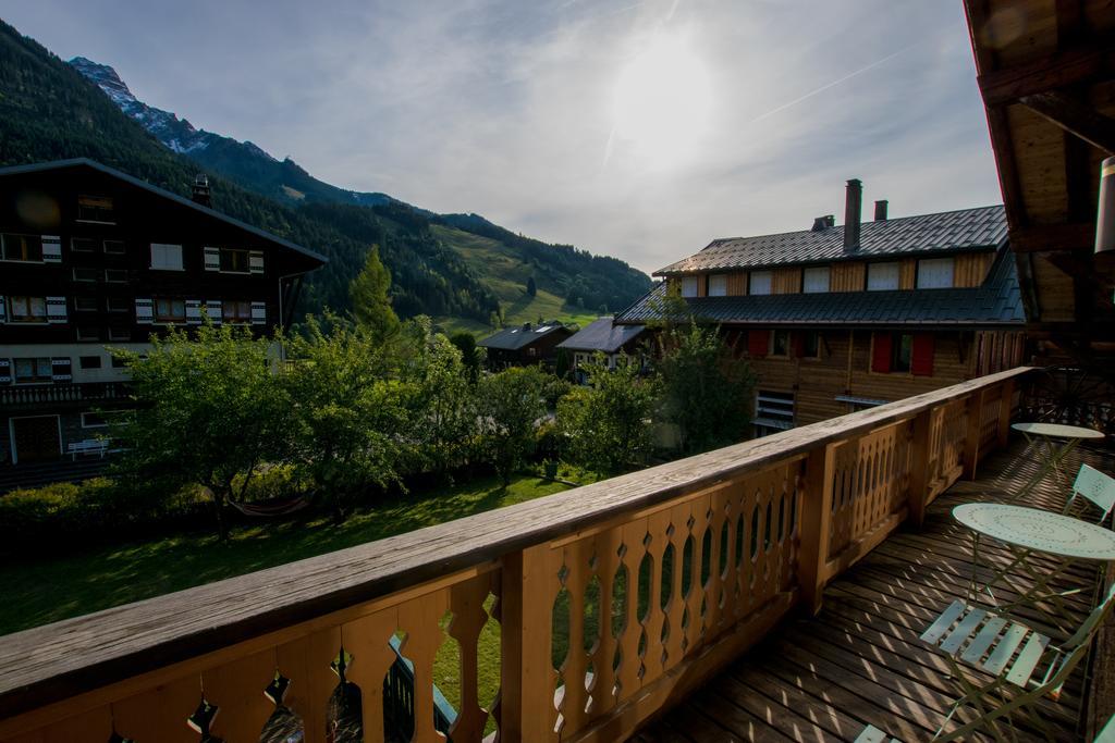 La Ferme Du Chateau Ла-Шапель-д'Абонданс Экстерьер фото